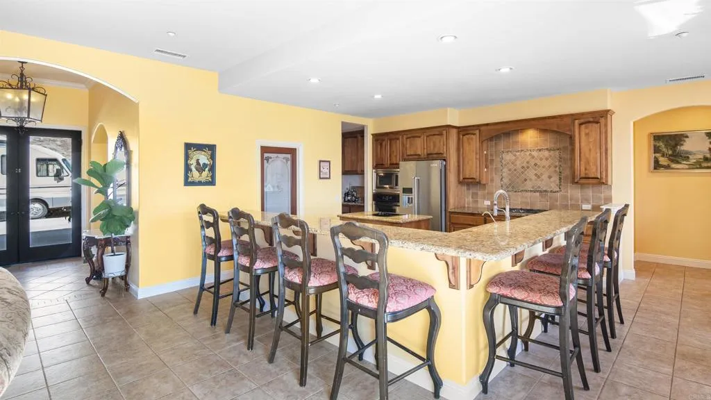 https://cdn.realtyfeed.com/cdn/127/306540808/d8ac41ecb0de45b259fac3a23c89b118.webp