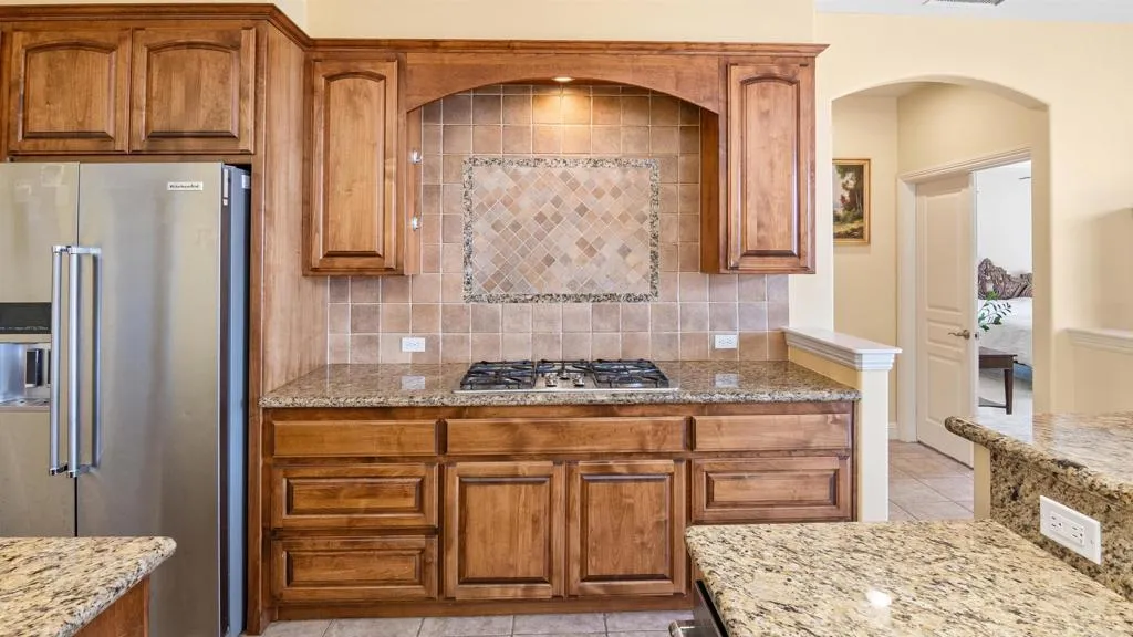 https://cdn.realtyfeed.com/cdn/127/306540808/fb6e6d1913cde045e62c4f7735c6df1d.webp