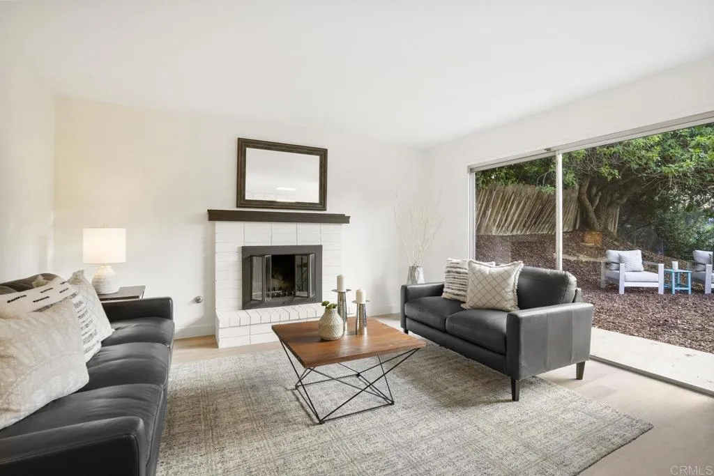 https://cdn.realtyfeed.com/cdn/127/306540810/3784e07ac4adbd3f498ec0ad0b9b10b8.webp