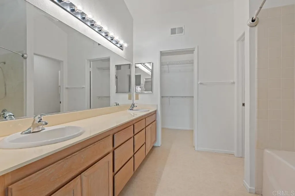 https://cdn.realtyfeed.com/cdn/127/306540818/130d63195e455029ab4f6e14ab53d1d2.webp