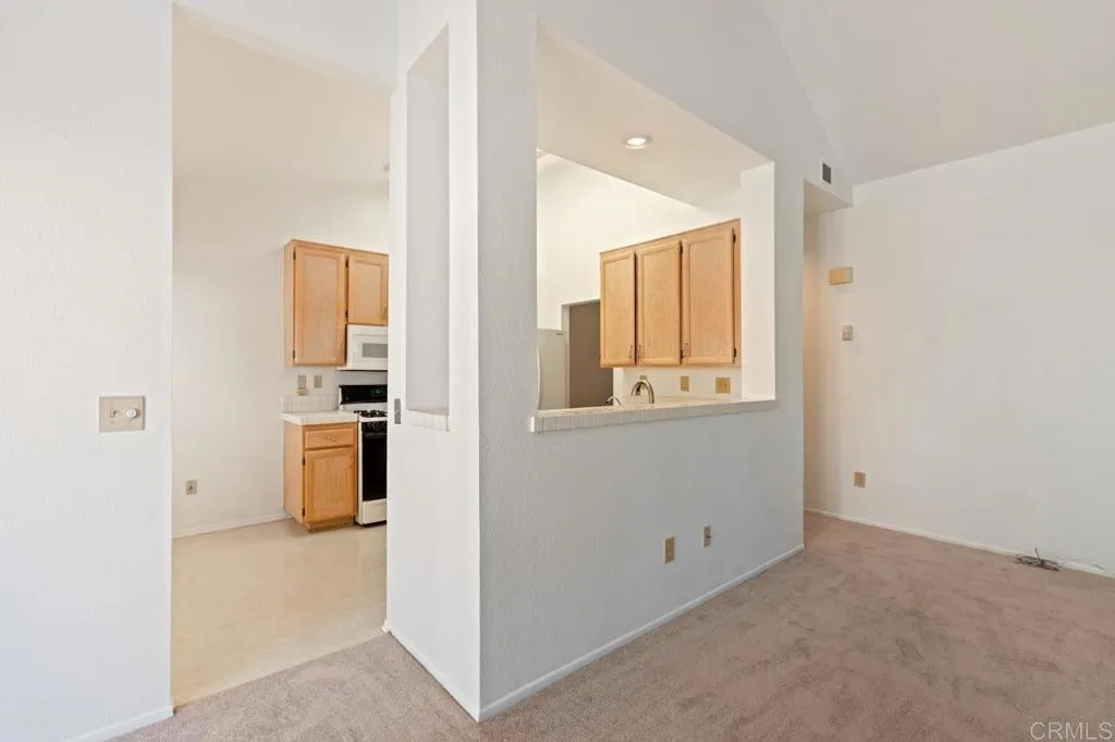 https://cdn.realtyfeed.com/cdn/127/306540818/3cdda960e5a6856738a2a21864fa0fa2.webp
