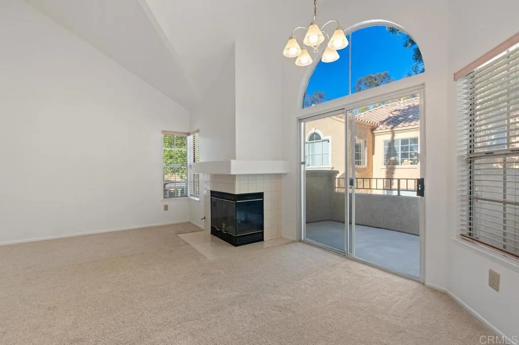 https://cdn.realtyfeed.com/cdn/127/306540818/89a3b7eabdee2e0687a0ea8b1b04abf6.webp