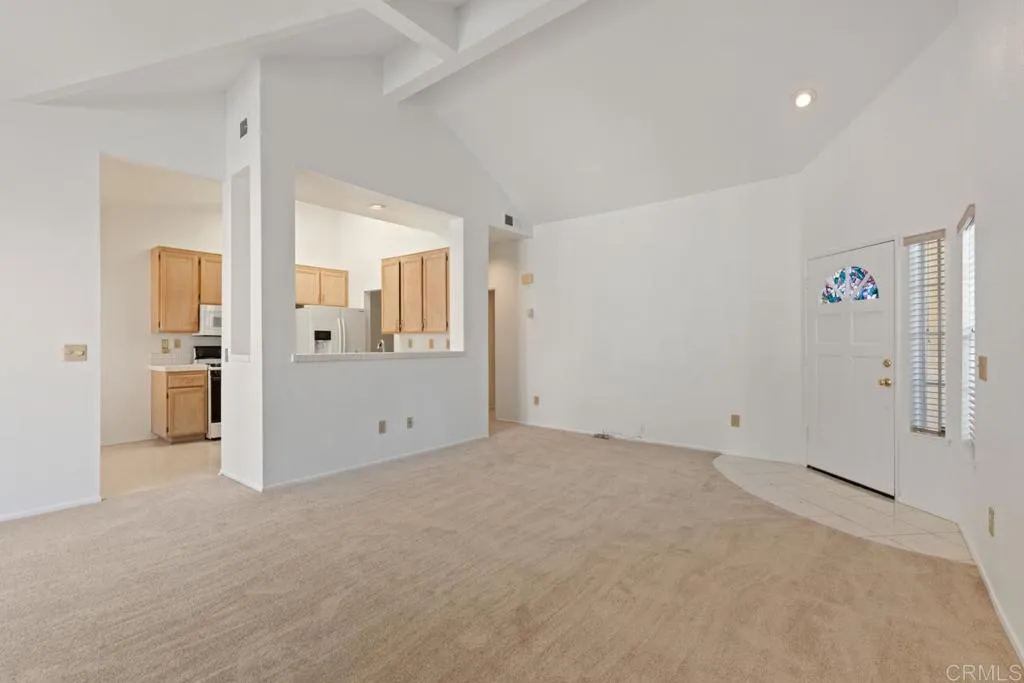 https://cdn.realtyfeed.com/cdn/127/306540818/ce77cf1589e9b0cd0e804aaee0316fde.webp