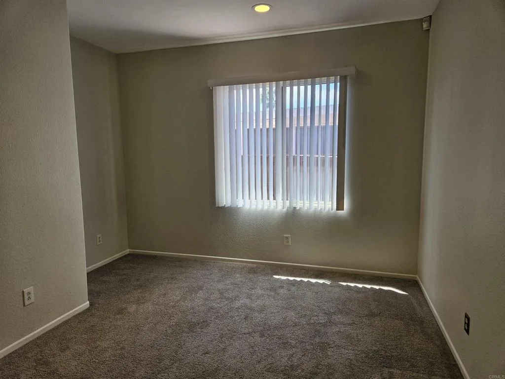https://cdn.realtyfeed.com/cdn/127/306540827/210fd9b9c463c3b2e065fc5a90b69386.webp