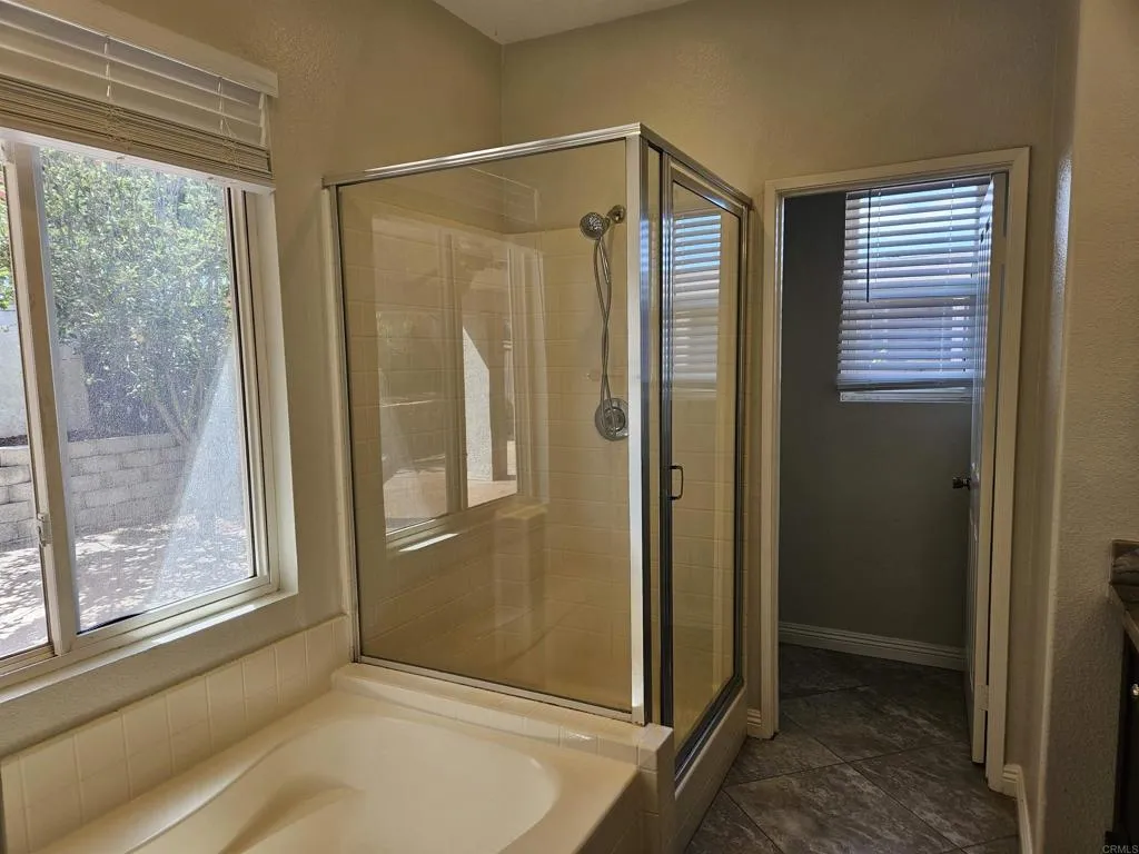 https://cdn.realtyfeed.com/cdn/127/306540827/b84bac16c69e098875e391423a24af83.webp