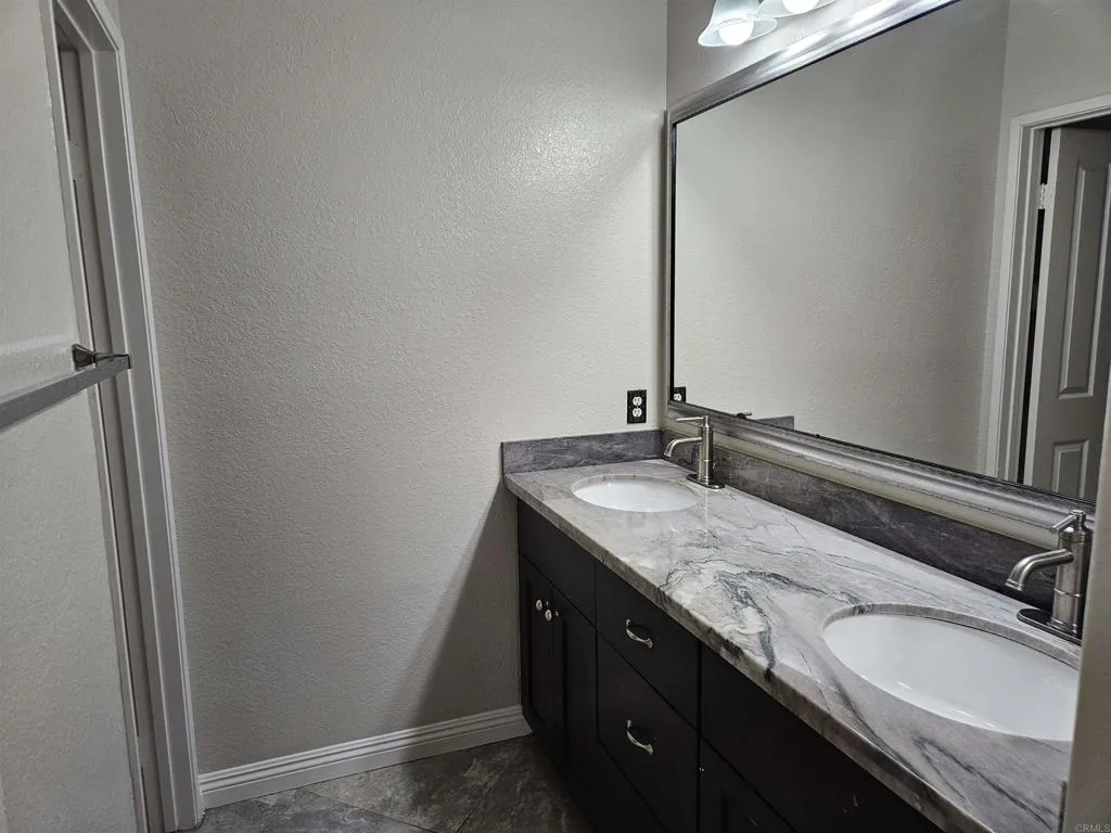 https://cdn.realtyfeed.com/cdn/127/306540827/f944d147f6a98f61fdcfdf16655dd806.webp