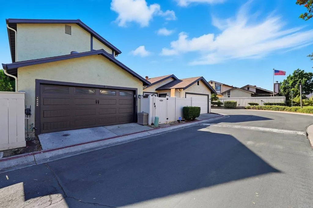 https://cdn.realtyfeed.com/cdn/127/306540922/b4649b9a2977cb8a0b188b2c645dee6c.webp