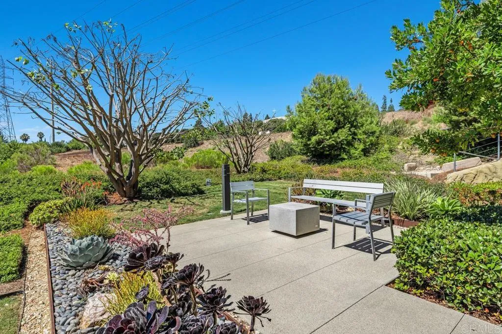https://cdn.realtyfeed.com/cdn/127/306540923/732f5e7c0b2636c25e0bfa662b93cc0a.webp