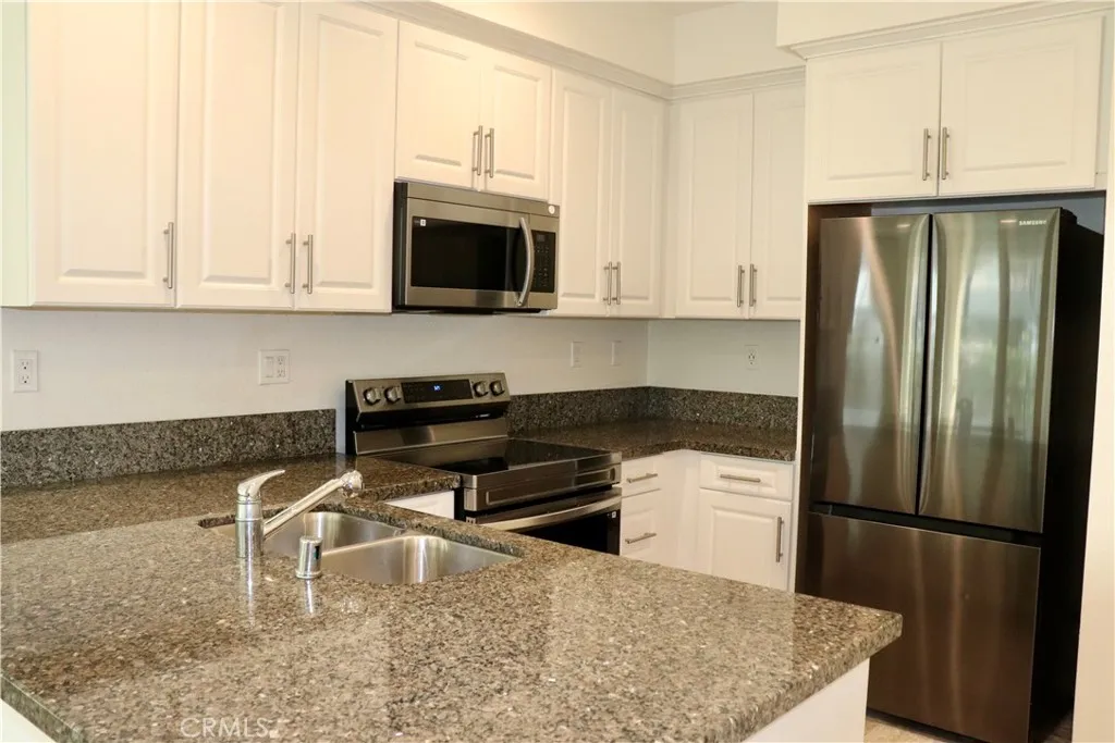 https://cdn.realtyfeed.com/cdn/127/306540957/aa11ddb1382235ef980972c4746a509c.webp