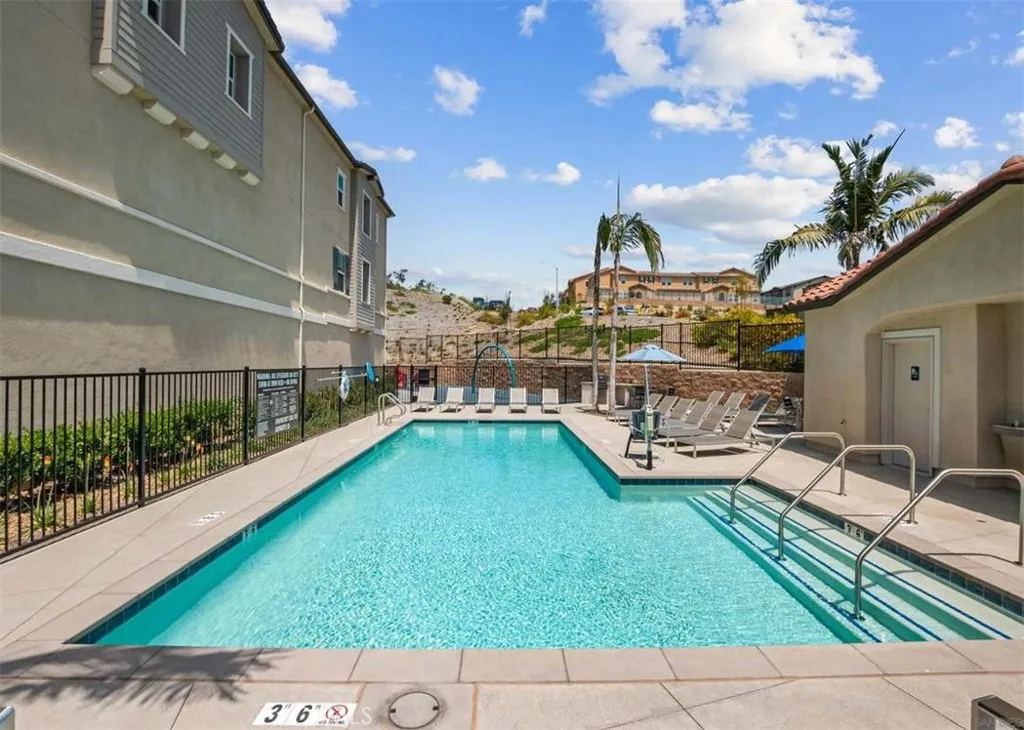 https://cdn.realtyfeed.com/cdn/127/306540957/d52de1bd6a4fcf1286105584e3be06c6.webp
