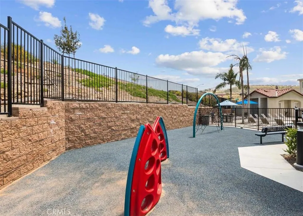 https://cdn.realtyfeed.com/cdn/127/306540957/d98121471344ed1a0a3c356dec5ac594.webp
