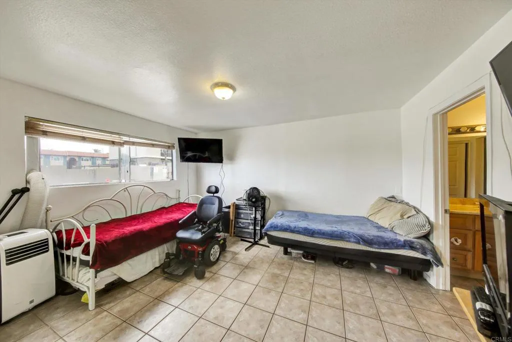 Photo #7: NDP2508949 Listing: Photo #7