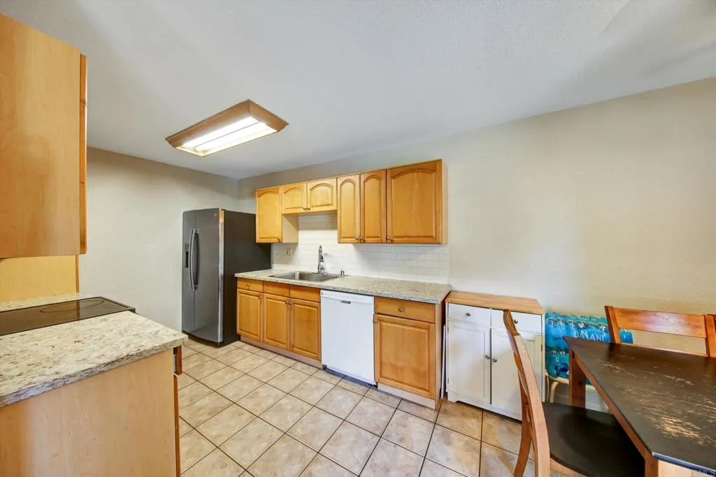 Photo #20: NDP2508949 Listing: Photo #20