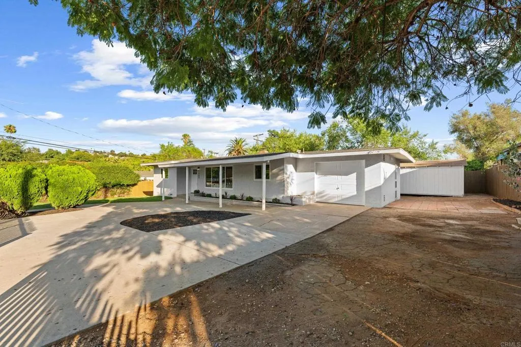 https://cdn.realtyfeed.com/cdn/127/306541277/67fdd66a09d8d24c337d5853f9b26d87.webp