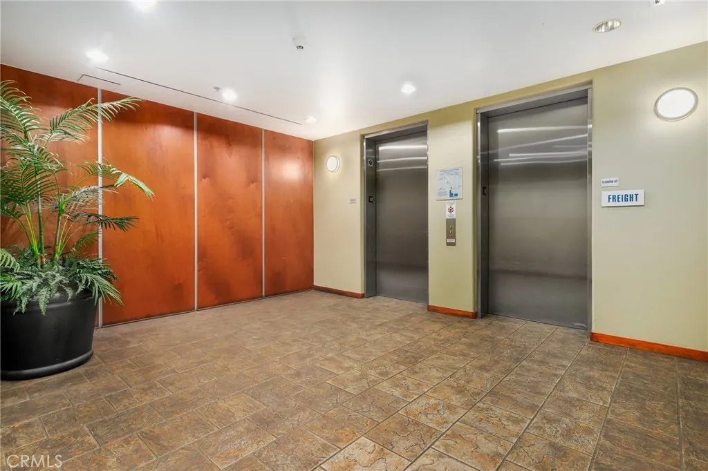 4050 Glencoe Avenue Unit 409, Marina del Rey, CA 90292 - Photo 3 of 27, Marina Del Rey, CA