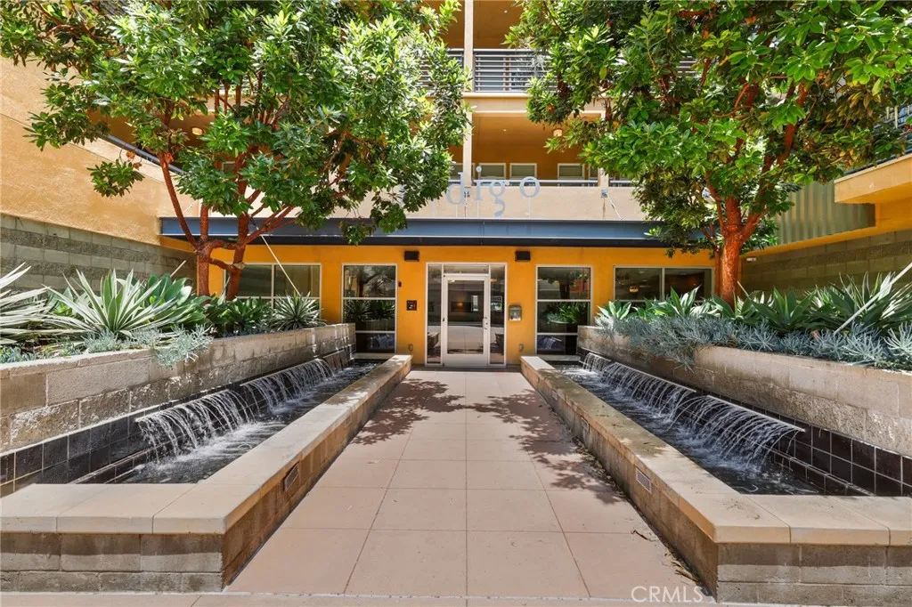 4050 Glencoe Avenue Unit 409, Marina del Rey, CA 90292 - Photo 2 of 27, Marina Del Rey, CA