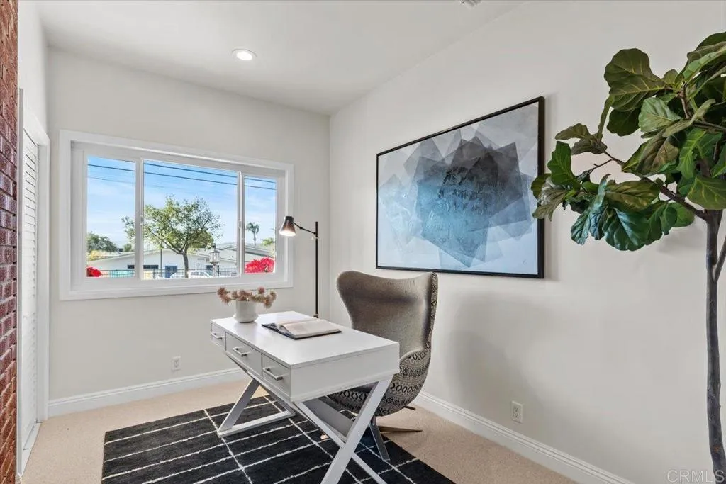 https://cdn.realtyfeed.com/cdn/127/306541427/55cc7dcb468b3bde0f0965e17cd3c9e0.webp