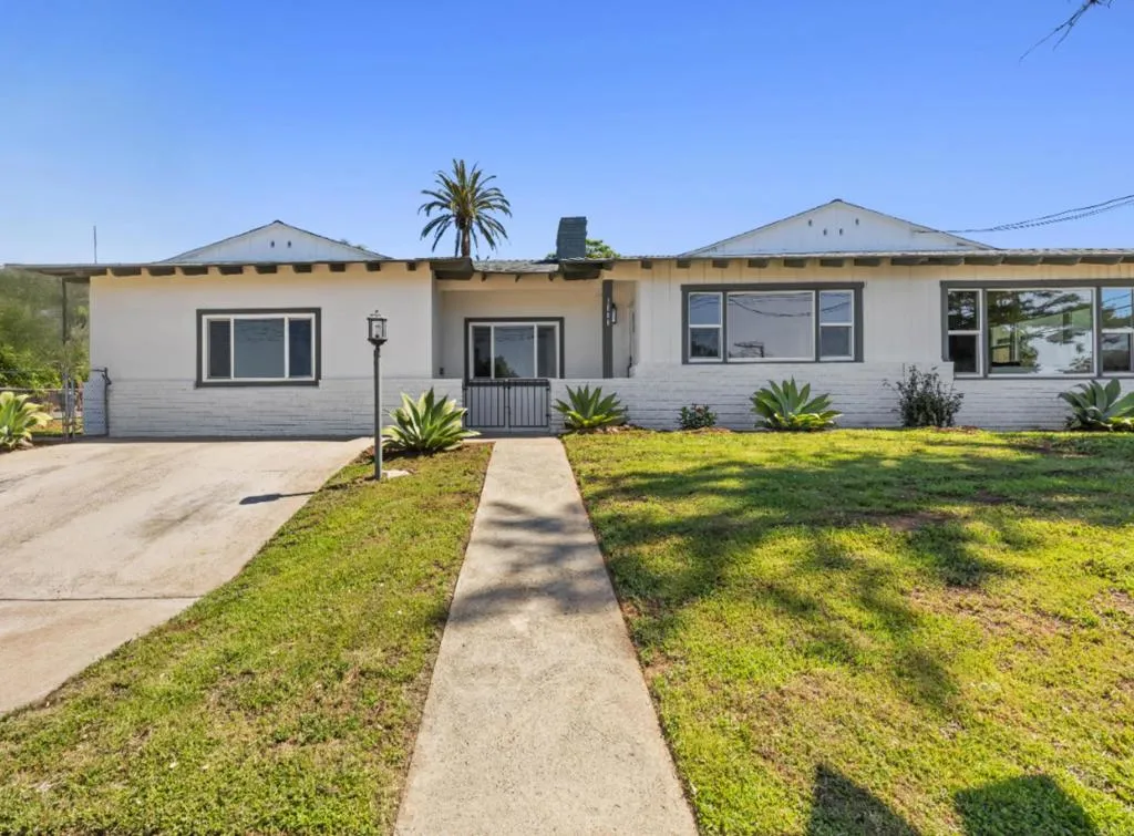 https://cdn.realtyfeed.com/cdn/127/306541427/ac0336ebc8d3c68fceb9b18d6a1c96e5.webp