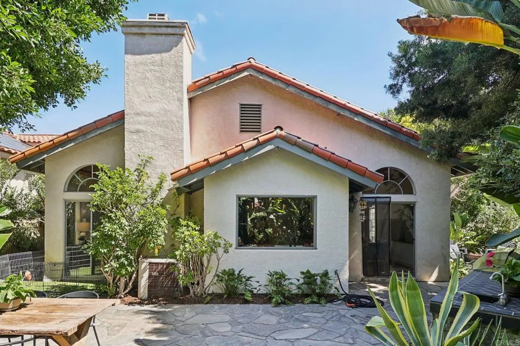 https://cdn.realtyfeed.com/cdn/127/306541450/45318c68ac6682e58aa48067a4003aba.webp
