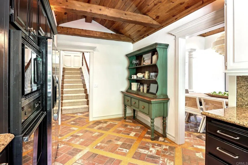 https://cdn.realtyfeed.com/cdn/127/306541450/598f3d9289a6c5578e2308014d4d501e.webp