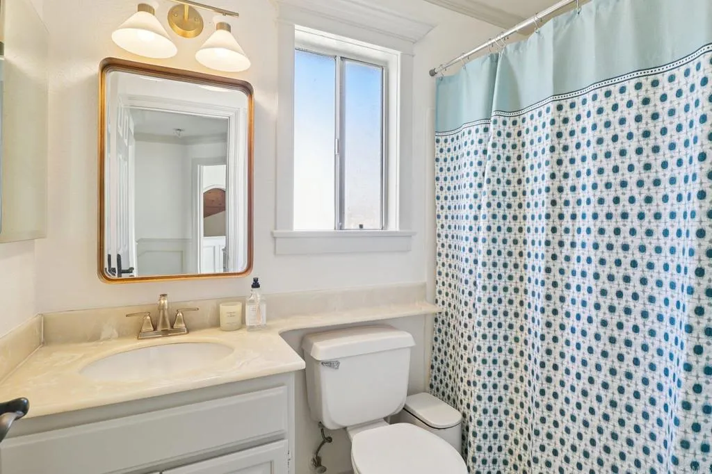 https://cdn.realtyfeed.com/cdn/127/306541450/ee9fdad41c41d5b24015822087cb3048.webp