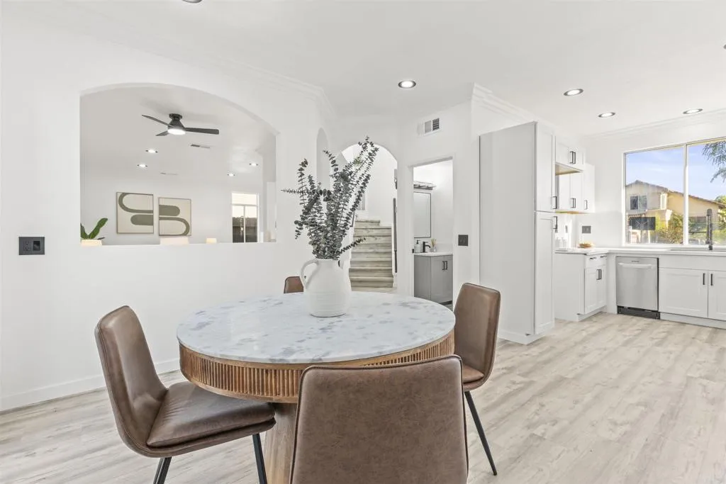 https://cdn.realtyfeed.com/cdn/127/306541451/951a8e4239c89caf3fc61b1373a6a5a6.webp