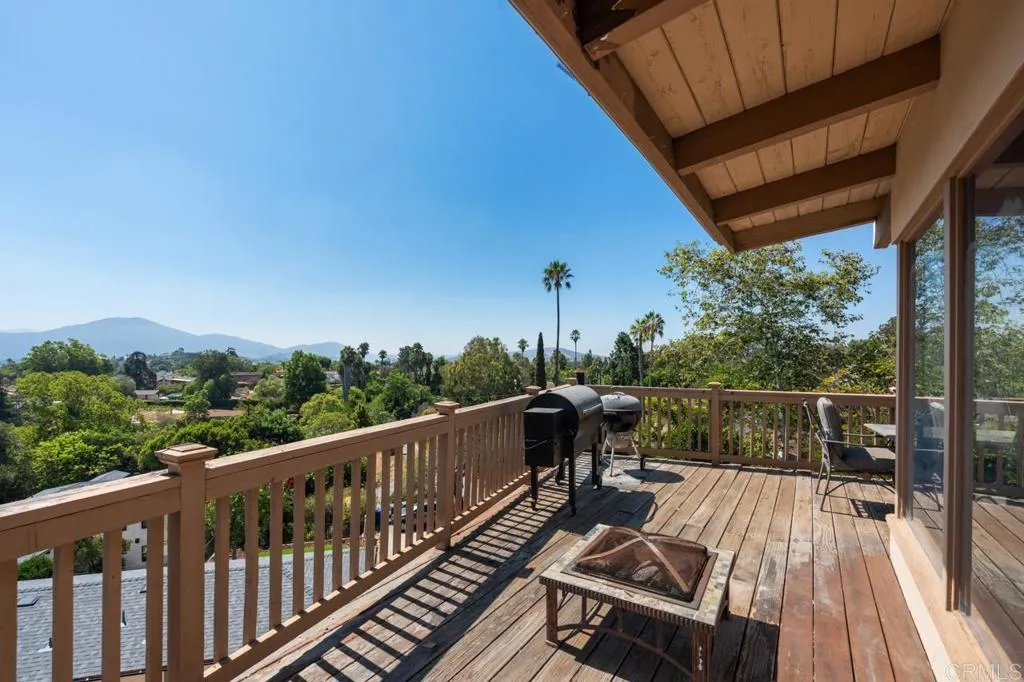 https://cdn.realtyfeed.com/cdn/127/306541495/2b72f5ac2ef7ebb5632a3f928a6ea699.webp