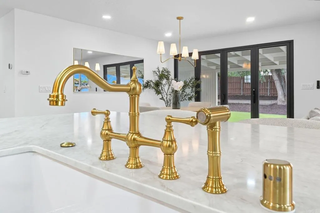 https://cdn.realtyfeed.com/cdn/127/306541502/dd3289971054d7cec2864974621cdb02.webp