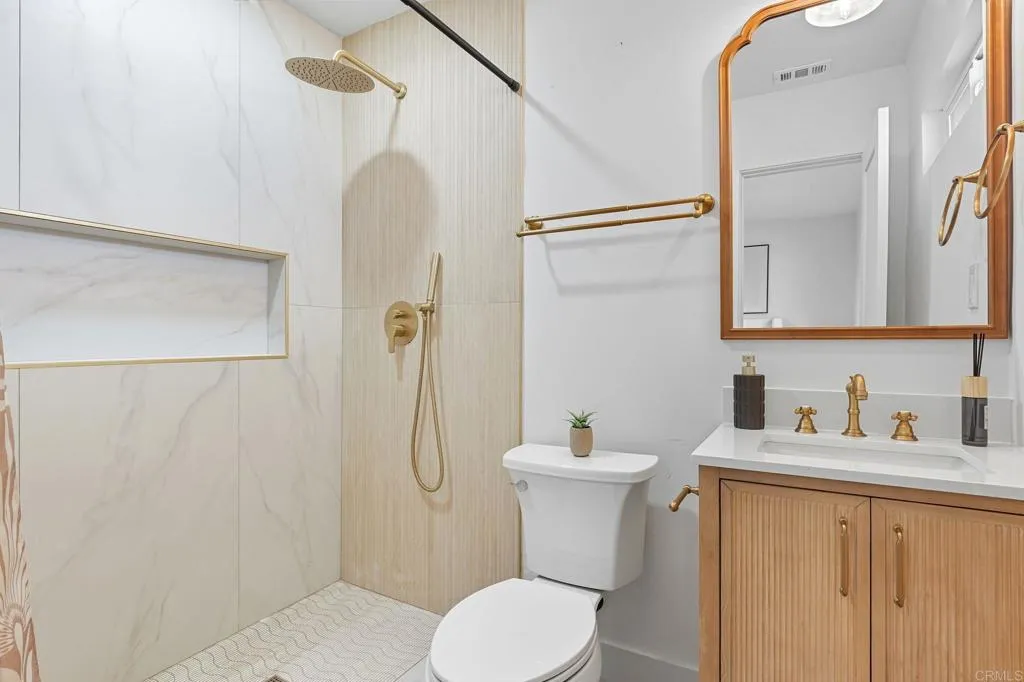 https://cdn.realtyfeed.com/cdn/127/306541502/fe80d4ad860346aa0f8514e7d1f0ee78.webp