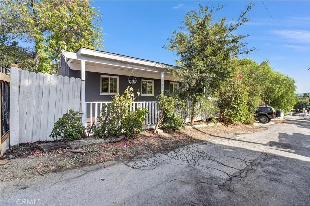 9246 Rowell Ave., Chatsworth, CA 91311 - Main photo, Chatsworth, CA