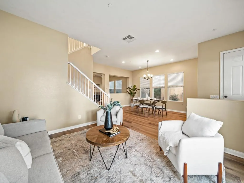 https://cdn.realtyfeed.com/cdn/127/306541588/43ab256a8e13506399b5d8e3e62bab8c.webp