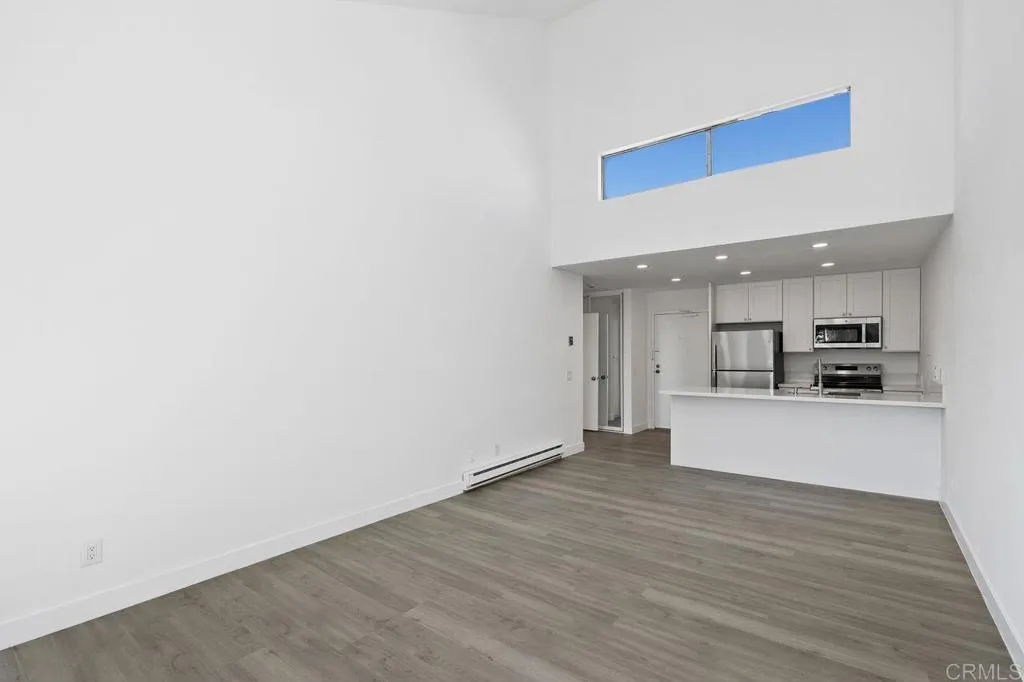 https://cdn.realtyfeed.com/cdn/127/306541605/0f1412c031f7be27ff7c141a1364f4fa.webp