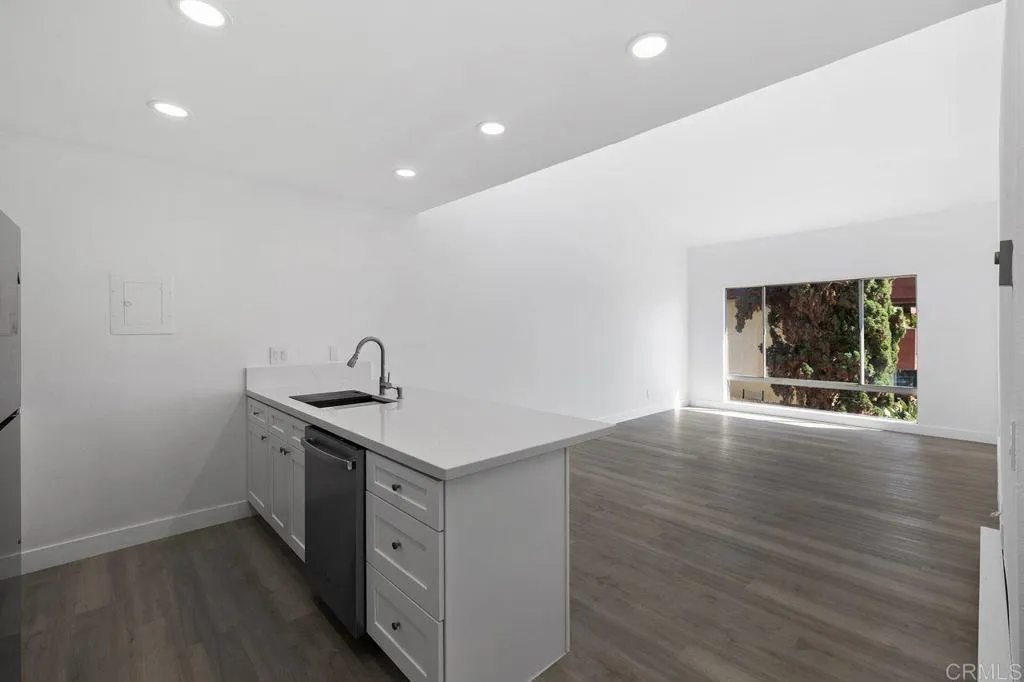 Photo #11: NDP2508929 Listing: Photo #11