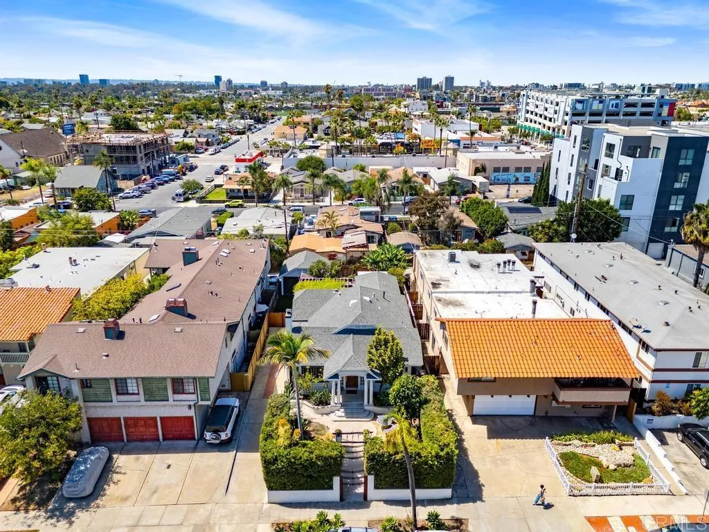 https://cdn.realtyfeed.com/cdn/127/306541676/4e78e9a5af2560a5212d82f6db6b95e1.webp
