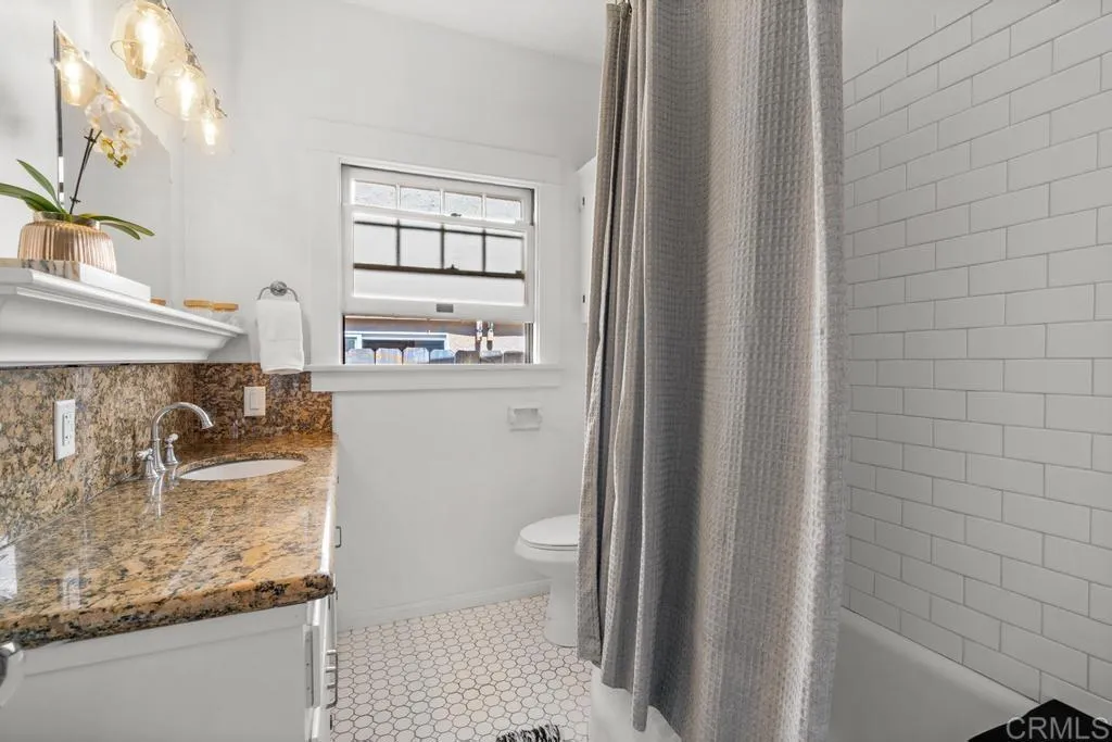 https://cdn.realtyfeed.com/cdn/127/306541676/b1e02af1fe8c0eb1f68186a93dd39d79.webp