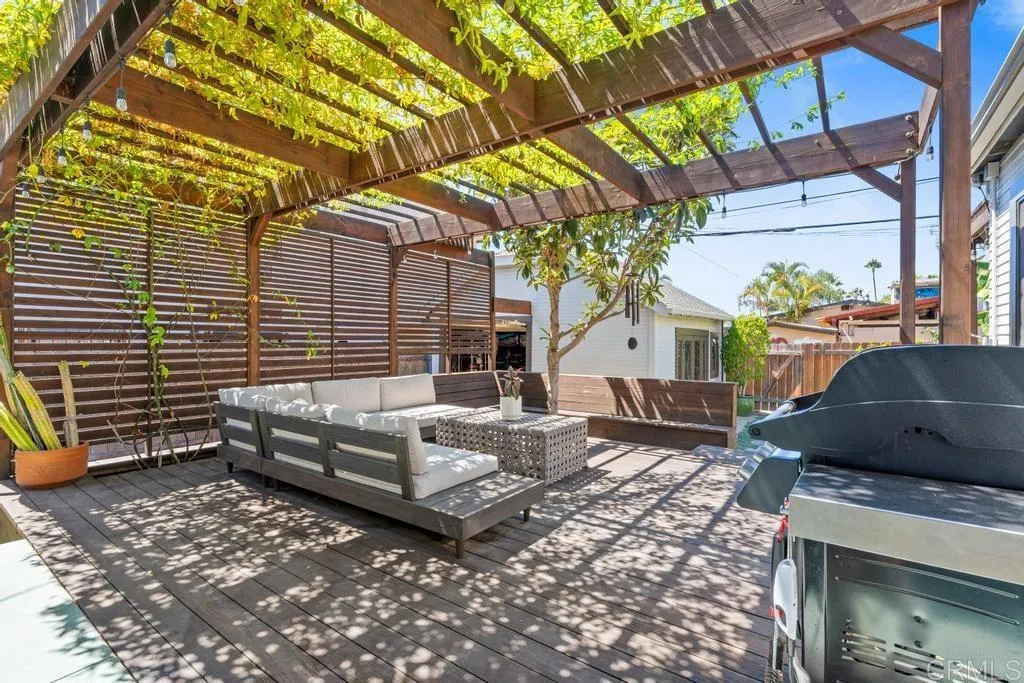 https://cdn.realtyfeed.com/cdn/127/306541676/e3f2c7bbb458fceb19e4a7f0142526ba.webp