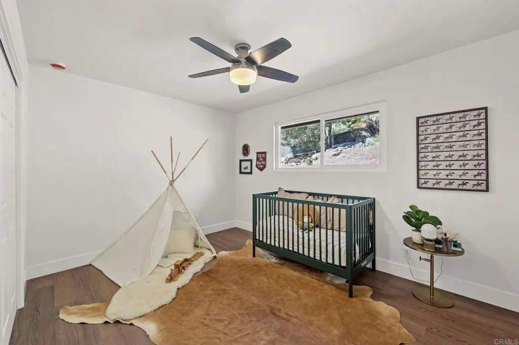 https://cdn.realtyfeed.com/cdn/127/306541742/13b28f8bd9dfc84a42180787c0e28a73.webp