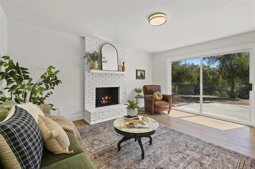 https://cdn.realtyfeed.com/cdn/127/306541742/78983cf05c2a1523969460867d68ce28.webp