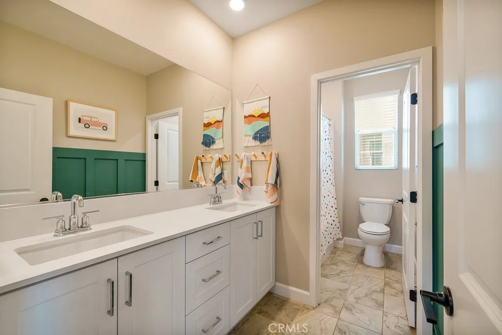 https://cdn.realtyfeed.com/cdn/127/306541765/4ecd93ae8598f757af6e48ff16a5732a.webp