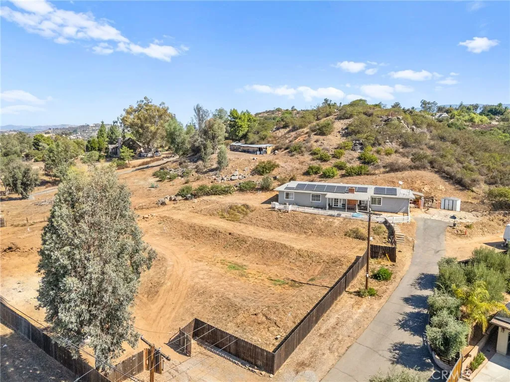 https://cdn.realtyfeed.com/cdn/127/306541828/047c82ba898ba7013d312240c00b8b52.webp