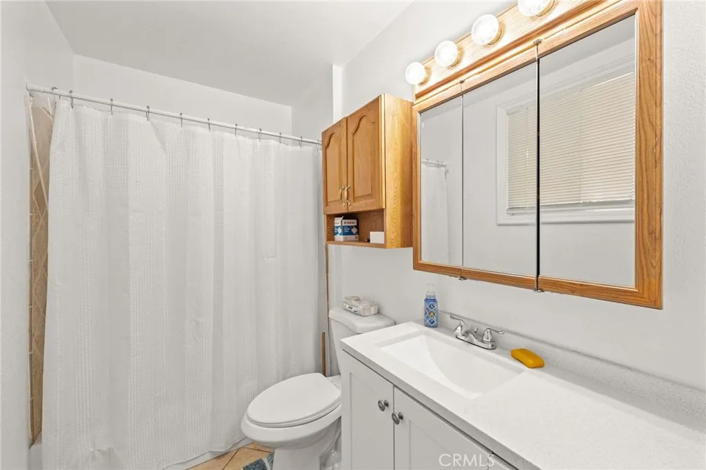 https://cdn.realtyfeed.com/cdn/127/306541828/9438bf06ae2330c00464ac41330fd803.webp