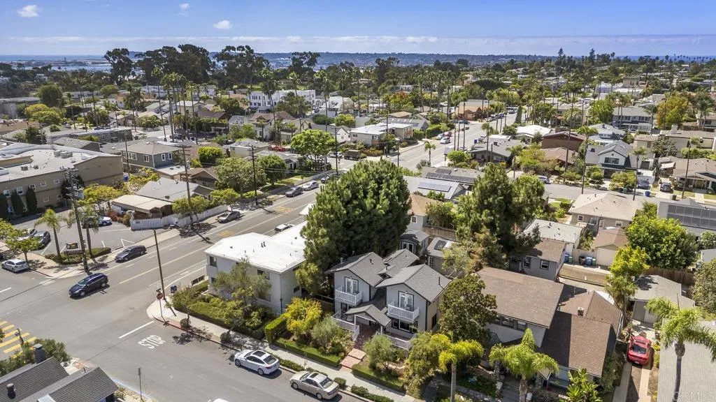 https://cdn.realtyfeed.com/cdn/127/306541856/dd493316e7474ad065e09a6894a8bd0f.webp