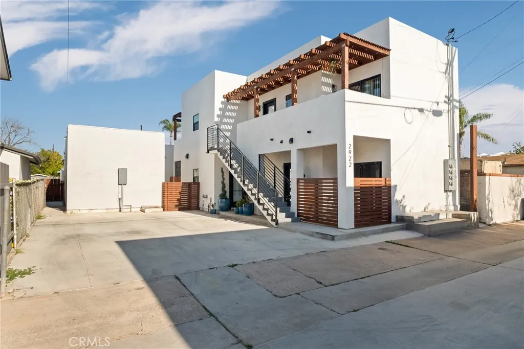 https://cdn.realtyfeed.com/cdn/127/306541892/577f1522a5de1c00744c8d3e7d397726.webp
