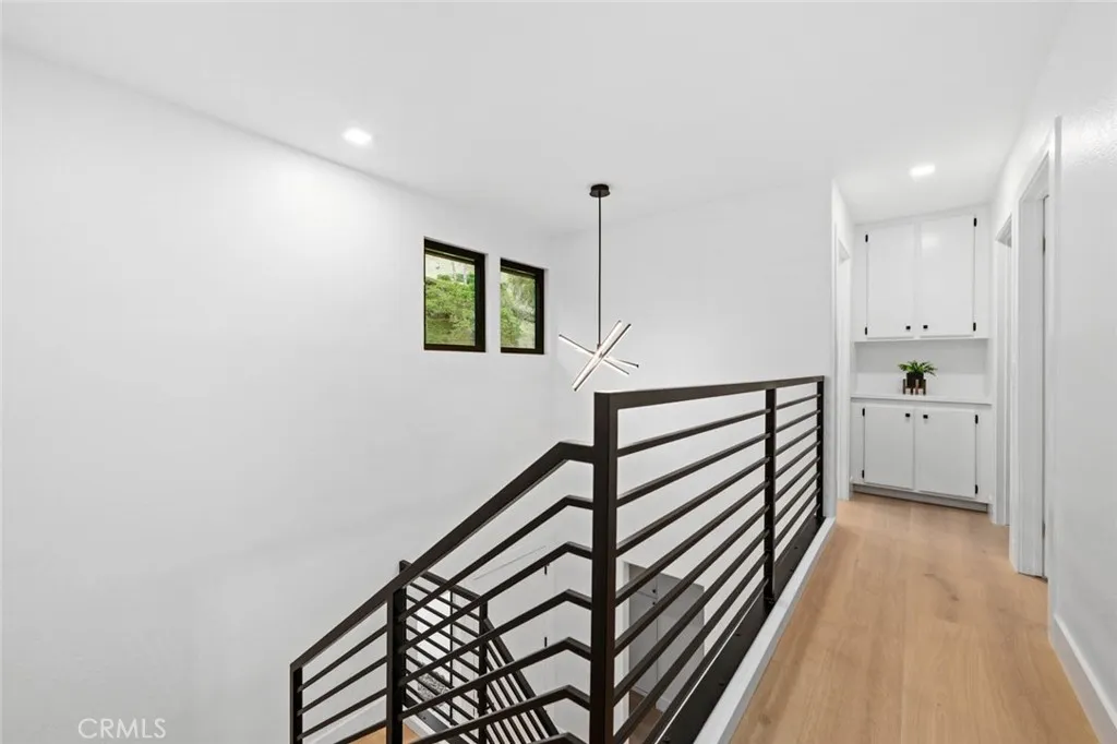 https://cdn.realtyfeed.com/cdn/127/306541896/acb0d94785016ad22946196dc3086970.webp