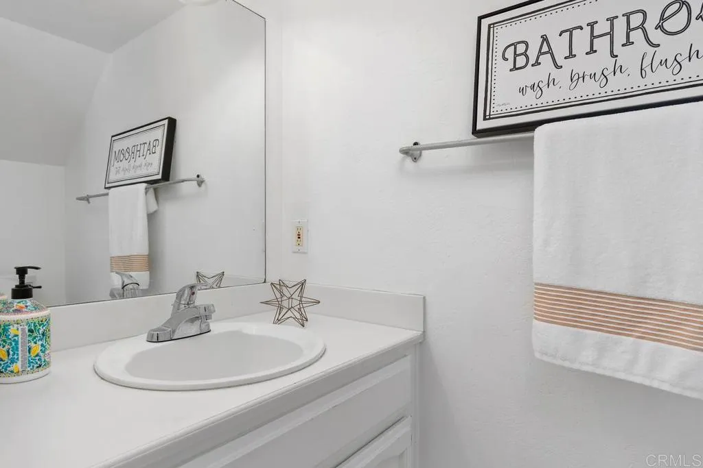 https://cdn.realtyfeed.com/cdn/127/306541994/268be02aa9ebdcdbd2d0d6567c1618c0.webp
