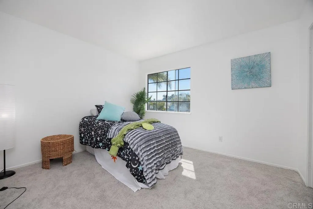 https://cdn.realtyfeed.com/cdn/127/306541994/8e09b0d20390c7cc58ad1b73164c74ad.webp