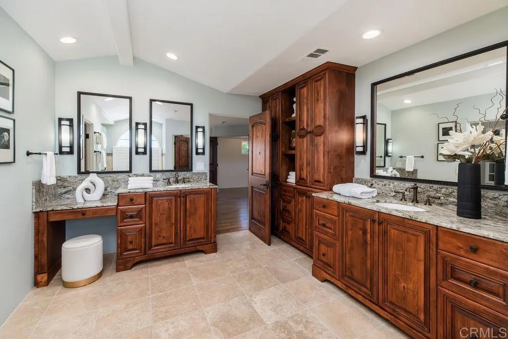 https://cdn.realtyfeed.com/cdn/127/306542014/26cb0648086d4486da85c3e851f6c7d8.webp