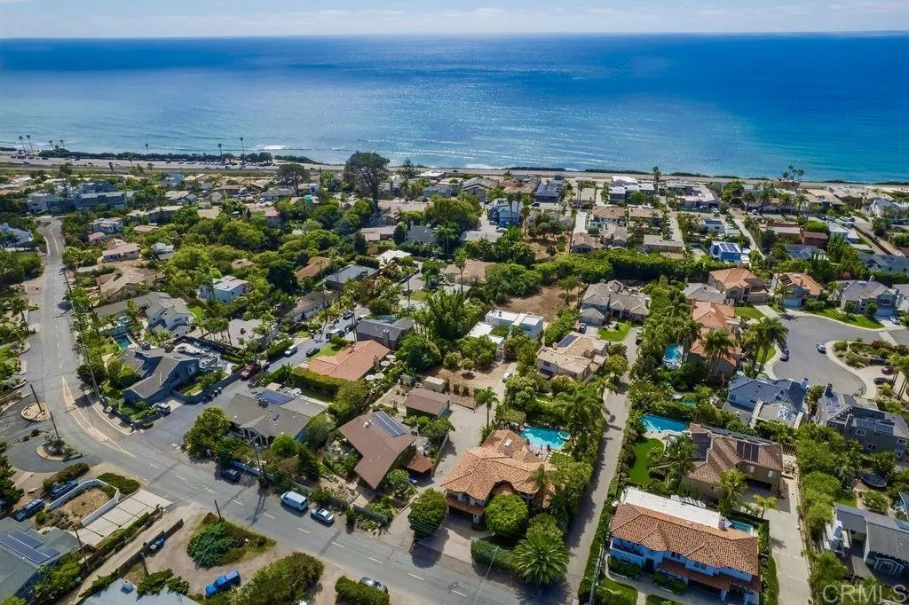 https://cdn.realtyfeed.com/cdn/127/306542014/302645018e7f2a753c88d3908d9023e7.webp
