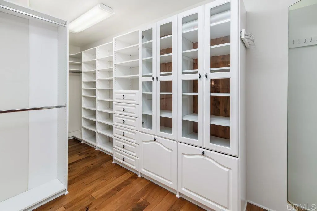 https://cdn.realtyfeed.com/cdn/127/306542014/717c15d3885a63a49f35b0fa653c149b.webp