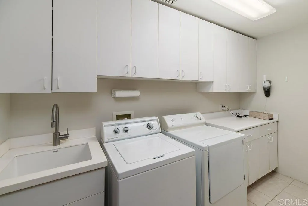 https://cdn.realtyfeed.com/cdn/127/306542014/7734eb87b9d66de9af12fdf4b61fa422.webp